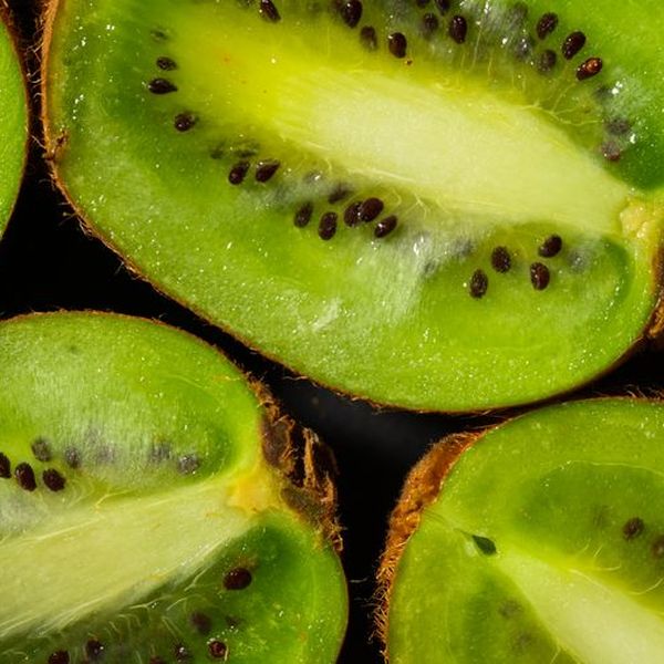 Rozkrojená kiwi